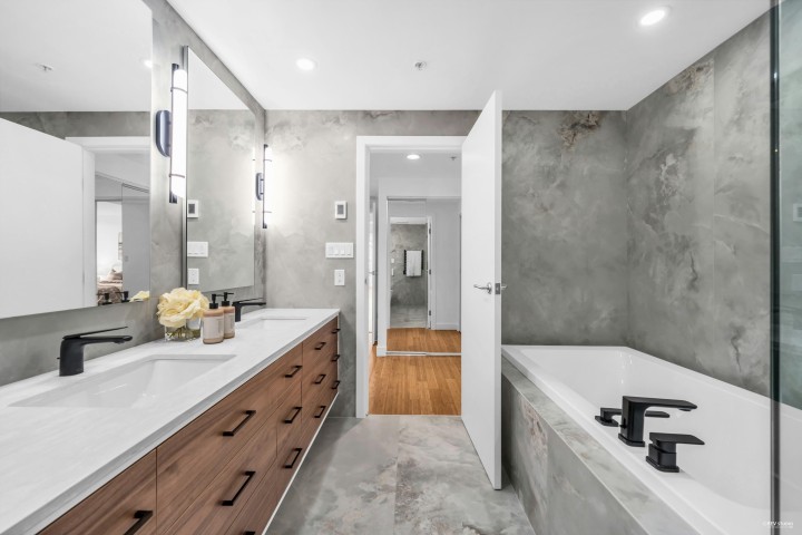 Photo 26 at 401 - 1233 W Cordova Street, Coal Harbour, Vancouver West