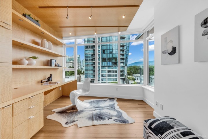 Photo 20 at 401 - 1233 W Cordova Street, Coal Harbour, Vancouver West