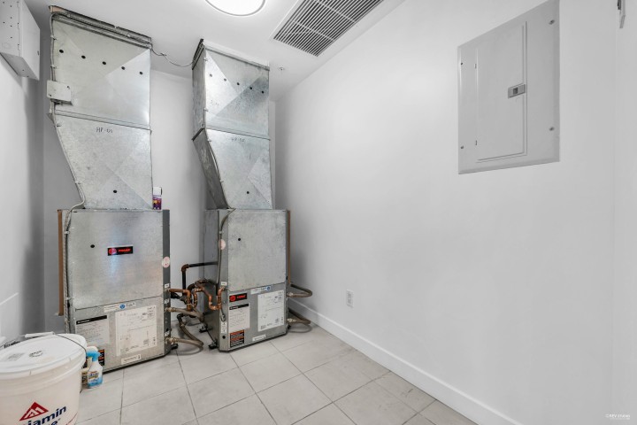 Photo 35 at 401 - 1233 W Cordova Street, Coal Harbour, Vancouver West