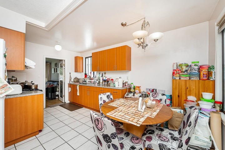 Photo 7 at 942 Nanaimo Street, Renfrew VE, Vancouver East