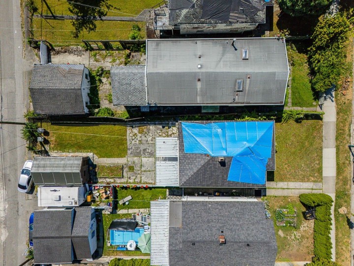 Photo 24 at 942 Nanaimo Street, Renfrew VE, Vancouver East