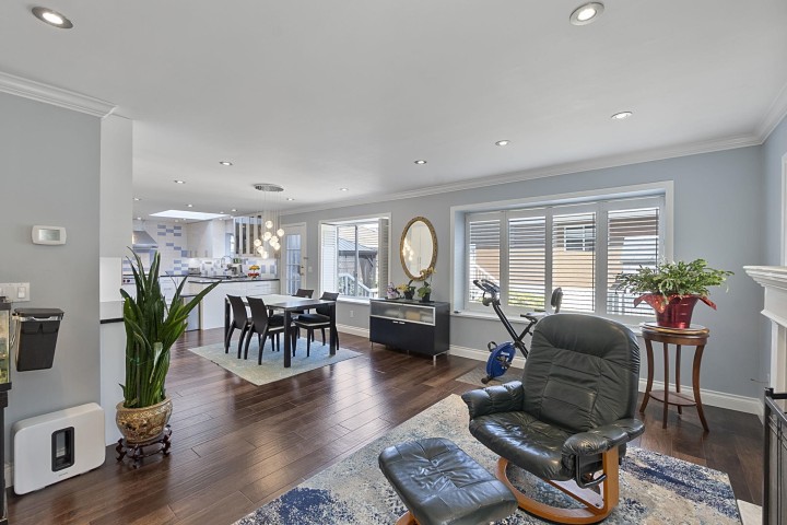 Photo 10 at 1563 W 59th Avenue, South Granville, Vancouver West