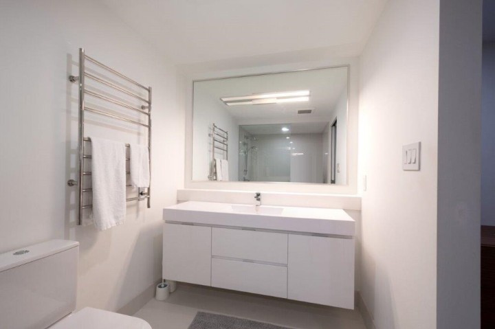 Photo 28 at 400 - 1819 Bellevue Avenue, Ambleside, West Vancouver