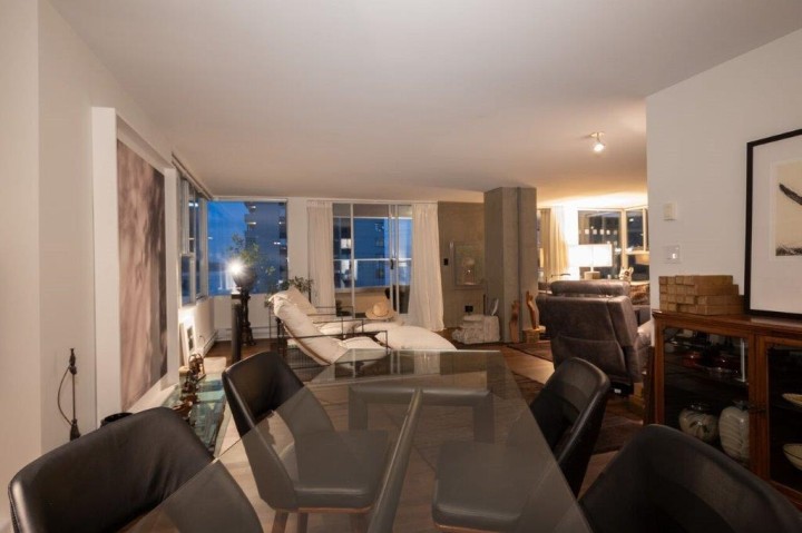 Photo 4 at 400 - 1819 Bellevue Avenue, Ambleside, West Vancouver