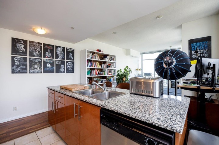 Photo 9 at 2107 - 188 E Esplanade, Lower Lonsdale, North Vancouver