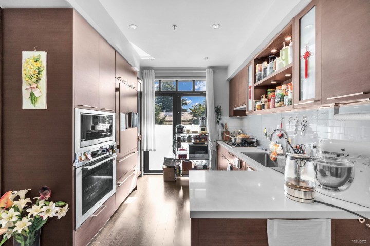 Photo 8 at 6426 Ash Street, Oakridge VW, Vancouver West