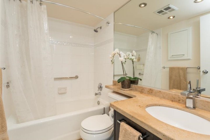 Photo 16 at 705 - 1155 Homer Street, Yaletown, Vancouver West