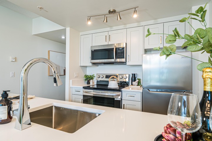 Photo 4 at 3103 - 1331 W Georgia Street, Coal Harbour, Vancouver West