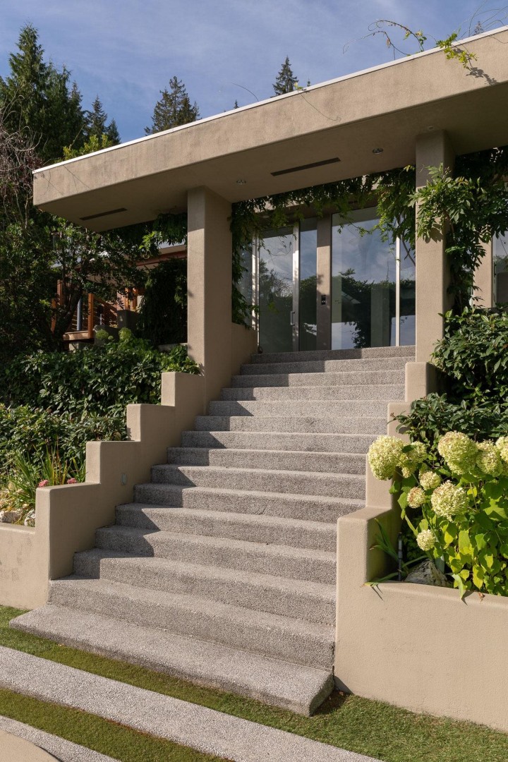 Photo 39 at 2724 Panorama Drive, Deep Cove, North Vancouver