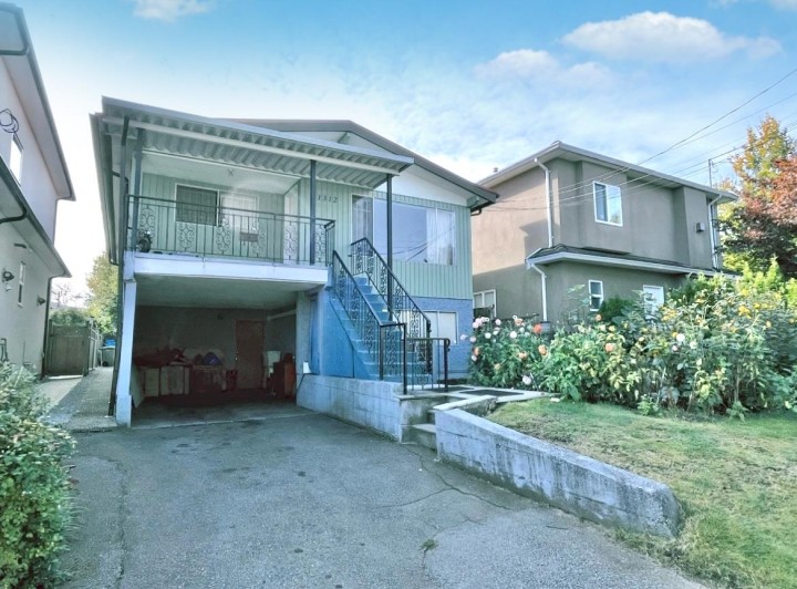 Photo 2 at 1312 E 28th Avenue, Knight, Vancouver East