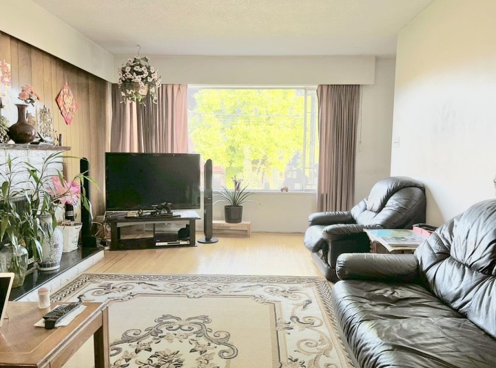 Photo 4 at 1312 E 28th Avenue, Knight, Vancouver East