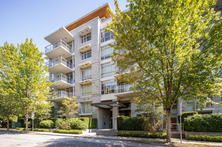 Photo 3 at 104 - 6080 Iona Drive, University VW, Vancouver West