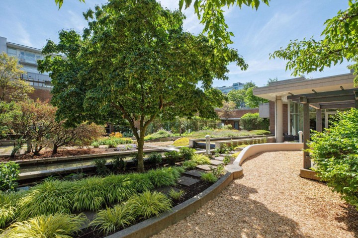 Photo 27 at 302 - 1625 Manitoba Street, False Creek, Vancouver West