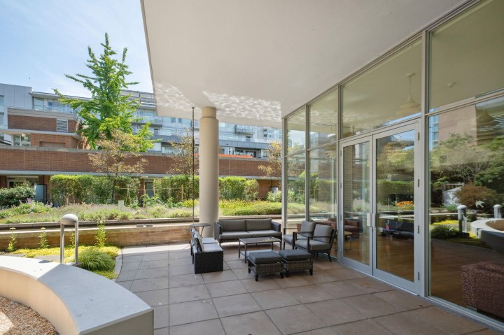 Photo 26 at 302 - 1625 Manitoba Street, False Creek, Vancouver West