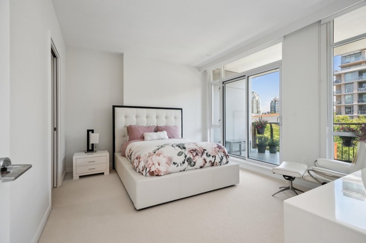 Photo 14 at 302 - 1625 Manitoba Street, False Creek, Vancouver West