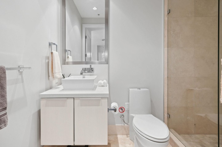 Photo 19 at 302 - 1625 Manitoba Street, False Creek, Vancouver West