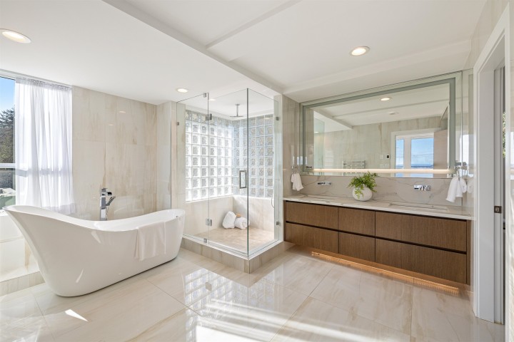 Photo 21 at 701 - 3105 Deer Ridge Drive, Deer Ridge WV, West Vancouver