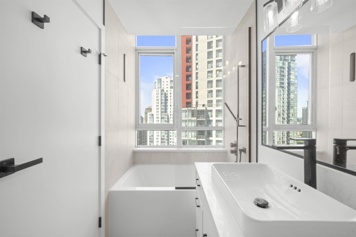 Photo 15 at 2201 - 1189 Melville Street, Coal Harbour, Vancouver West