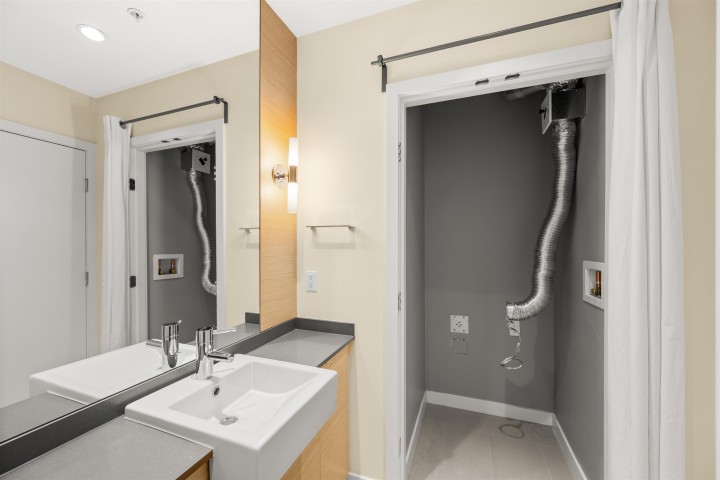 Photo 28 at 2002 - 135 E 17th Street, Central Lonsdale, North Vancouver