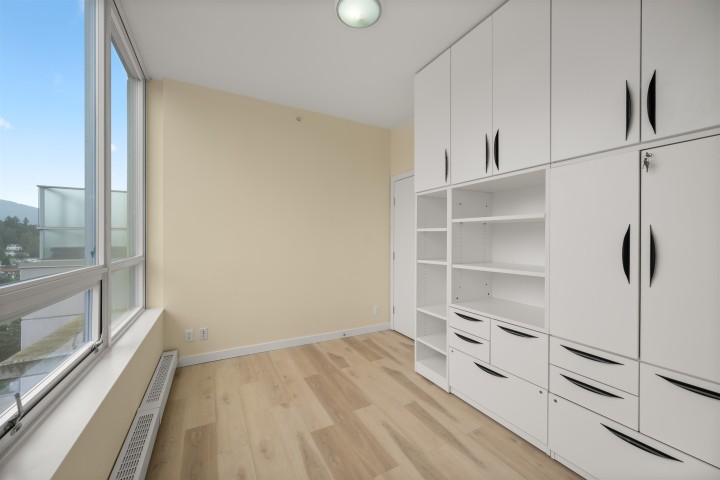 Photo 25 at 2002 - 135 E 17th Street, Central Lonsdale, North Vancouver