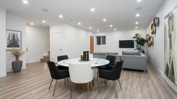 Photo 16 at 732 E 11th Street, Boulevard, North Vancouver