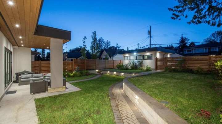 Photo 30 at 732 E 11th Street, Boulevard, North Vancouver