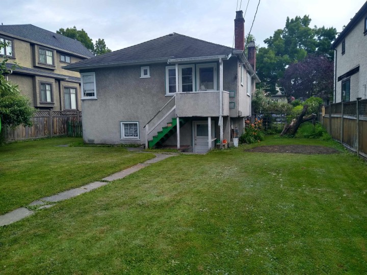 Photo 2 at 2637 W 21st Avenue, Arbutus, Vancouver West