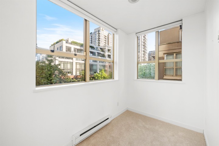 Photo 12 at TH8 - 989 Richards Street, Downtown VW, Vancouver West