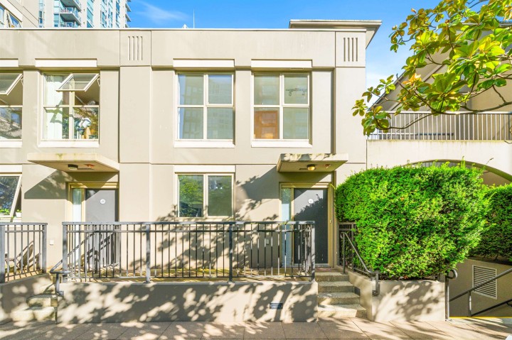 Photo 32 at TH8 - 989 Richards Street, Downtown VW, Vancouver West