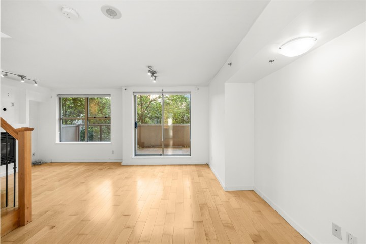 Photo 5 at TH8 - 989 Richards Street, Downtown VW, Vancouver West