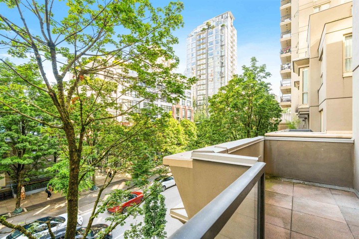 Photo 20 at TH8 - 989 Richards Street, Downtown VW, Vancouver West