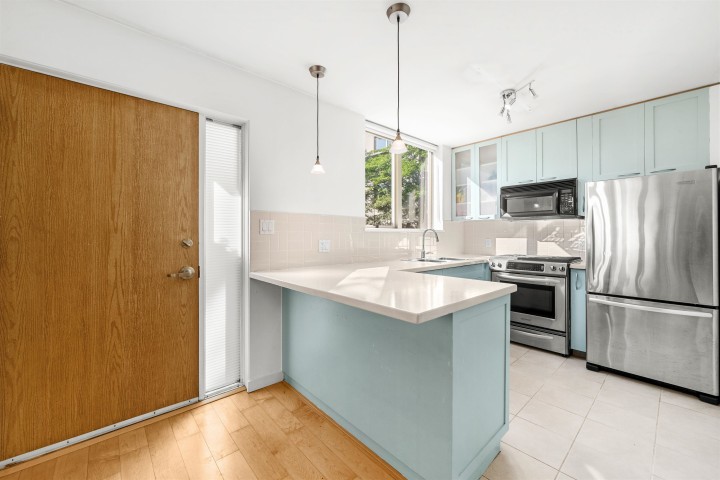 Photo 18 at TH8 - 989 Richards Street, Downtown VW, Vancouver West