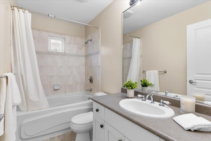 Photo 34 at 4949 Edendale Court, Caulfeild, West Vancouver