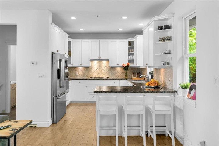 Photo 14 at 4949 Edendale Court, Caulfeild, West Vancouver