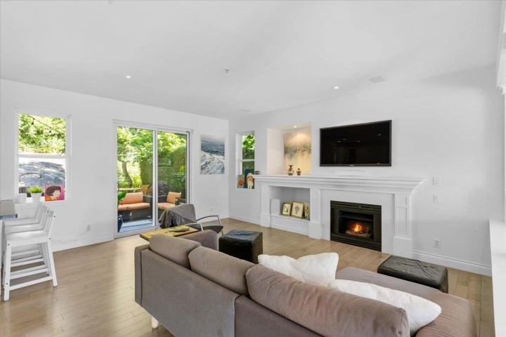 Photo 18 at 4949 Edendale Court, Caulfeild, West Vancouver