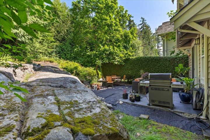 Photo 37 at 4949 Edendale Court, Caulfeild, West Vancouver