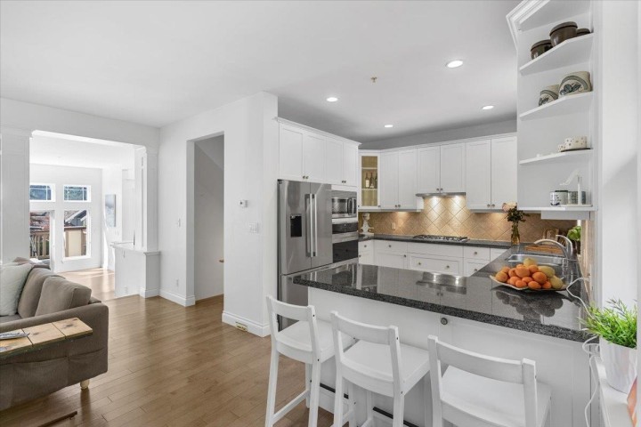 Photo 15 at 4949 Edendale Court, Caulfeild, West Vancouver