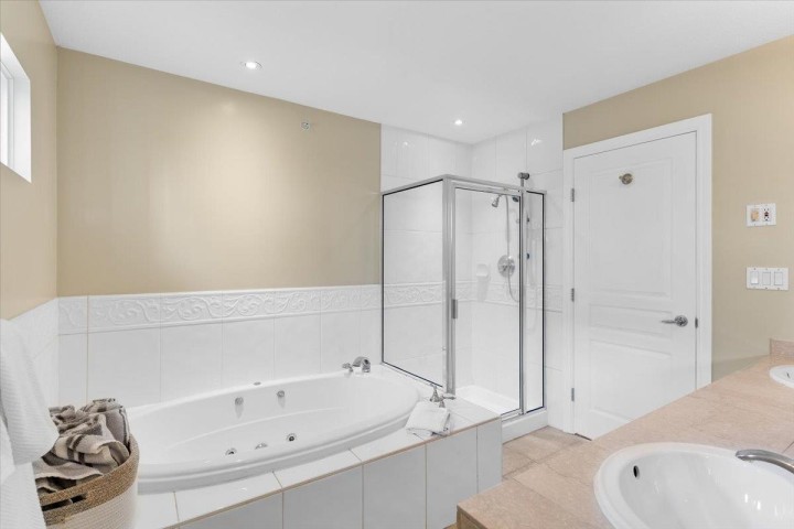 Photo 29 at 4949 Edendale Court, Caulfeild, West Vancouver