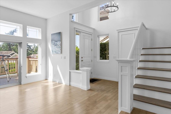 Photo 4 at 4949 Edendale Court, Caulfeild, West Vancouver