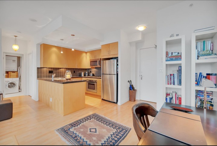 Photo 13 at 1907 - 1050 Smithe Street, West End VW, Vancouver West