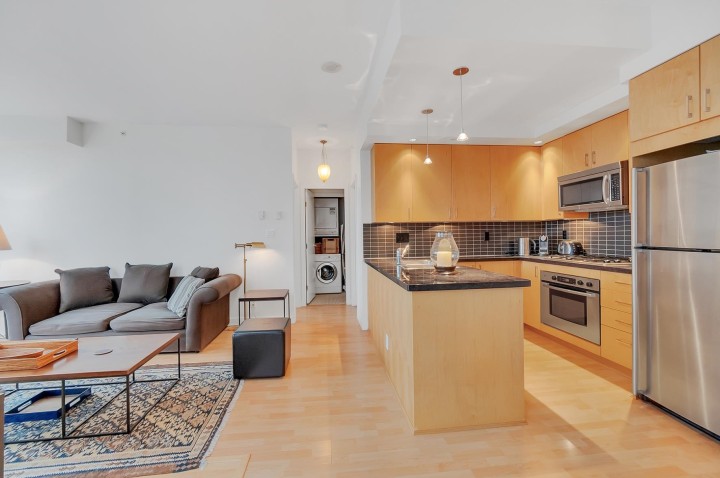 Photo 7 at 1907 - 1050 Smithe Street, West End VW, Vancouver West