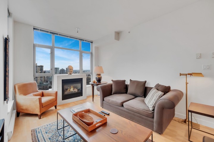 Photo 10 at 1907 - 1050 Smithe Street, West End VW, Vancouver West