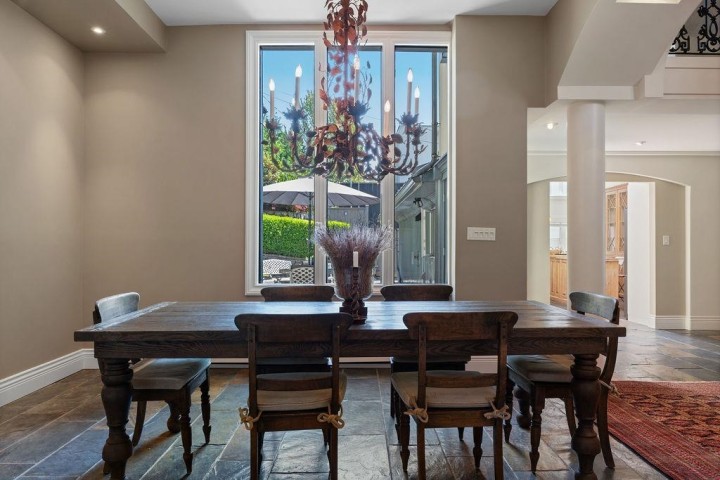 Photo 13 at 284 Sandringham Crescent, Upper Lonsdale, North Vancouver