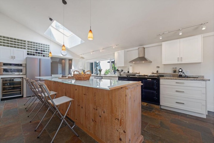 Photo 17 at 284 Sandringham Crescent, Upper Lonsdale, North Vancouver