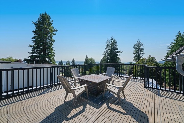 Photo 28 at 284 Sandringham Crescent, Upper Lonsdale, North Vancouver