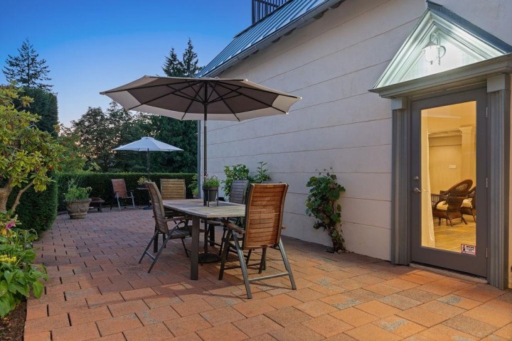 Photo 37 at 284 Sandringham Crescent, Upper Lonsdale, North Vancouver