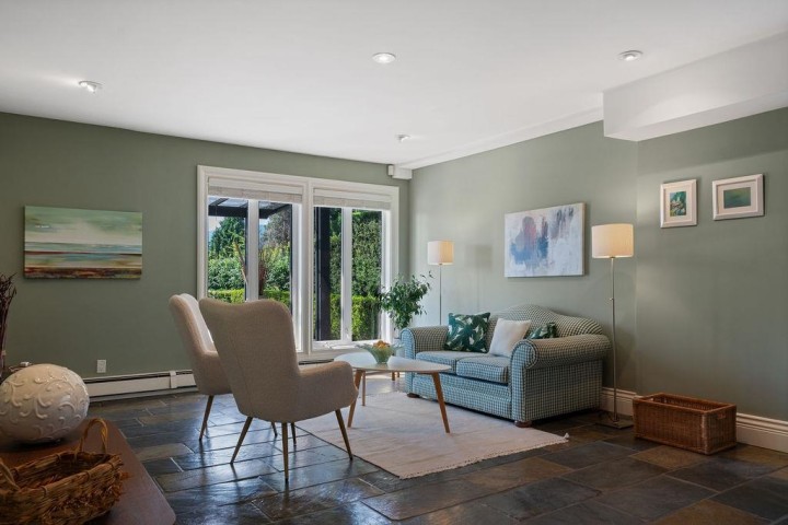 Photo 11 at 284 Sandringham Crescent, Upper Lonsdale, North Vancouver