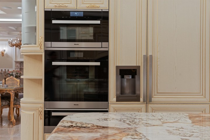 Photo 17 at 2540 Mathers Avenue, Dundarave, West Vancouver