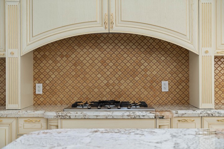 Photo 18 at 2540 Mathers Avenue, Dundarave, West Vancouver