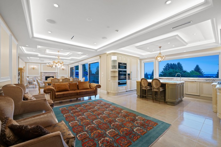 Photo 15 at 2540 Mathers Avenue, Dundarave, West Vancouver